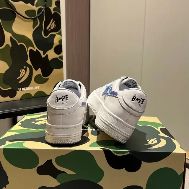 A Bathing Ape BAPE STA سنيكرز أبيض أزرق كامو جرافيك ستايل حياة 5