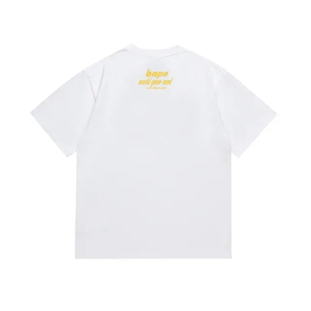 Camiseta gráfica preta A Bathing Ape World Gone Mad 6