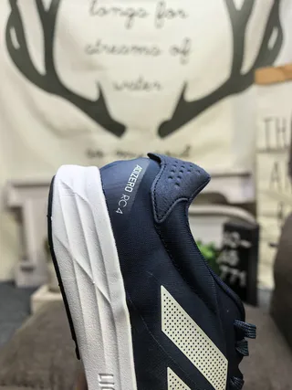 Adidas Adifero RC4 أزرق بحري Lightstrike أحذية الجري 3