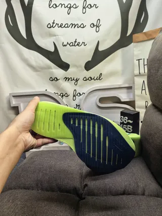 Adidas Adizero Evo SL 2 Neon Lime and Blue Chaussures de course 4