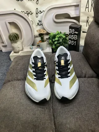 Adidas Adizero Evo SL 2 सफेद सिल्वर रनिंग शूज़ 10
