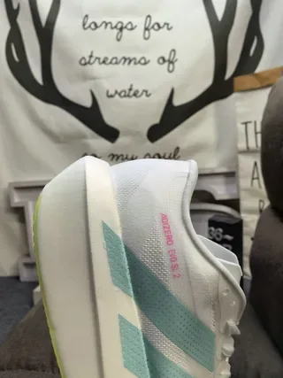 Adidas Adizero Evo SL 2 सफेद सिल्वर रनिंग शूज़ 13