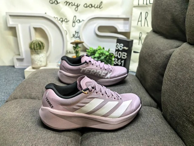 Adidas Beige Black Lightweight Mesh Upper Three-Stripe Side Branding Running Shoes 11