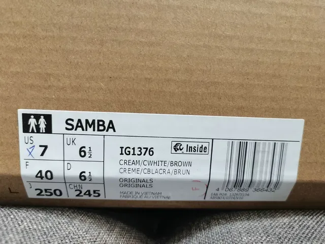 Adidas Zapatillas Lifestyle Beige Marrón de Bajo Perforadas en los Dedos 2