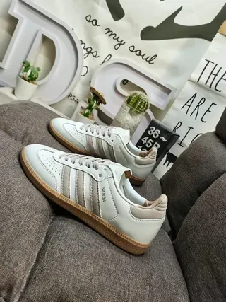 Adidas Zapatillas Lifestyle Beige Marrón de Bajo Perforadas en los Dedos 7