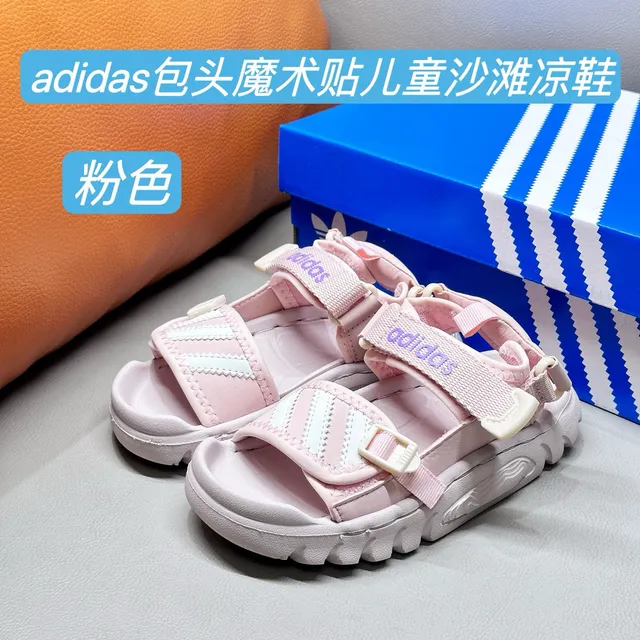 Adidas صندل أسود وأبيض بثلاث شرائط للأطفال 5