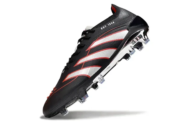 Adidas কালো সাদা লো-কাট বুটি আপার স্কাল্প্টেড সিন্থেটিক কেজ ফার্ম-গ্রাউন্ড ফুটবল জুতো 3