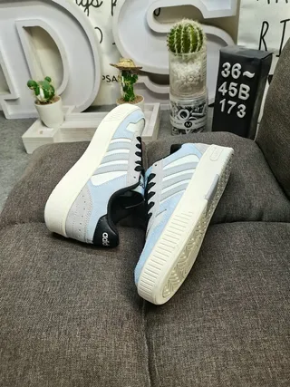 Adidas أزرق رمادي منخفض التطرة ثلاث شرائط لوح جانبي أسلوب حياة رياضي 6