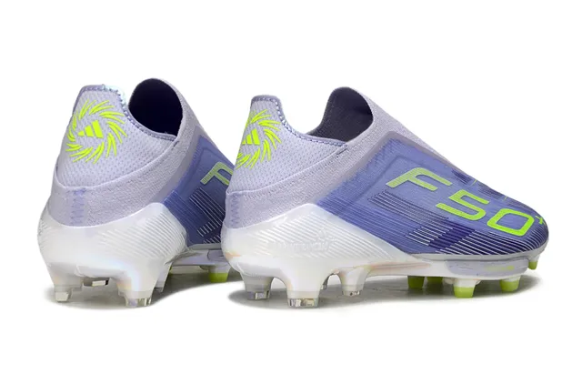 Adidas F50+ বেগুনি এবং নিওন গ্রিন ফার্ম-গ্রাউন্ড সকার শু 5