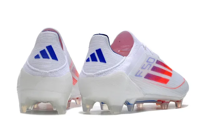 Adidas F50 Blanc Bleu Chaussures de Football Upper Tricô Bas Rayures Trois Graphique Gradiente Sol Firme 5