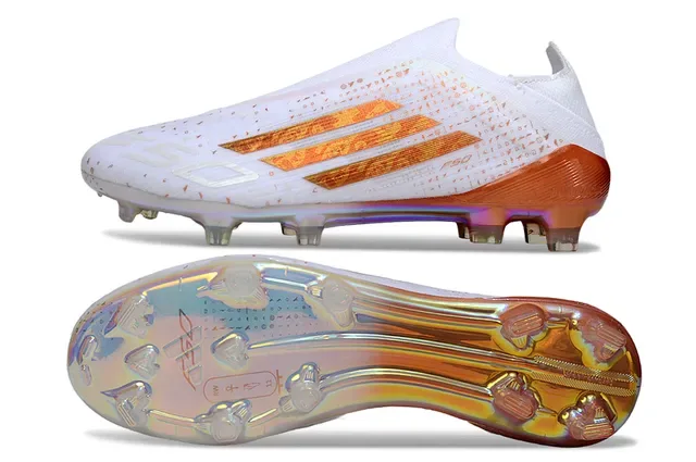 Adidas F50 Blanc Orange Chaussures de Football à Coupe Basse Haut en Tricot Semelle Iridescente Holographique pour Terrain Ferme 6