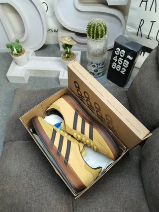 Adidas Gazelle Amarelo mostarda Preto Tênis lifestyle 3
