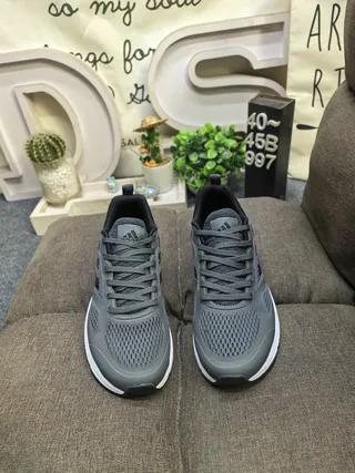 Adidas Gray White Breathable Mesh Upper Three-Stripe Side Branding Running Shoes 10