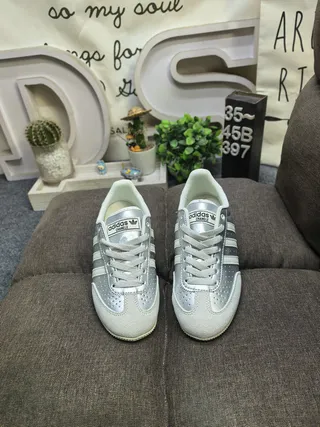 Adidas Gray White Metallic Silver Leather Three-Stripe Side Panel Lifestyle Sneakers 10