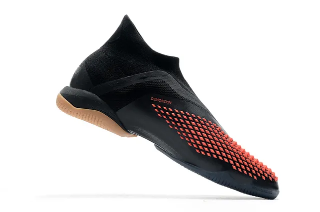 Adidas Sapatos de futebol indoor verde preto, upper de ajuste sock, jaula assimétrica, sapatos de futebol indoor 24