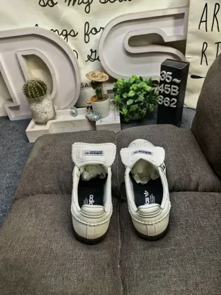 Adidas Lifestyle Sneaker Off-White Rivet-Studded Tongue Flap Sneakers 8