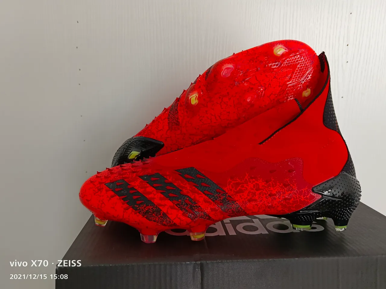 Adidas Vermelho Amarelo Corte Alto Colar Ajuste Calcetim Texturizado Tacado Superior Solo Firme Sapatos de Futebol 12