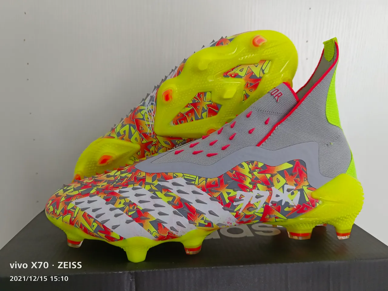 Adidas Vermelho Amarelo Corte Alto Colar Ajuste Calcetim Texturizado Tacado Superior Solo Firme Sapatos de Futebol 17