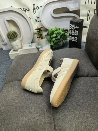 أديداس سامبا بيج بني بدون أربطة Velcro شريط سويد علوي Mary Jane أحذية 6
