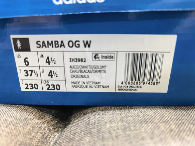 Adidas Samba Zapatillas Lifestyle de Cuero Negro y Blanco 2