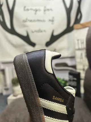 Adidas Samba Zapatillas Lifestyle de Cuero Negro y Blanco 3