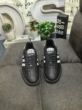 Adidas Samba Zapatillas Lifestyle de Cuero Negro y Blanco 10