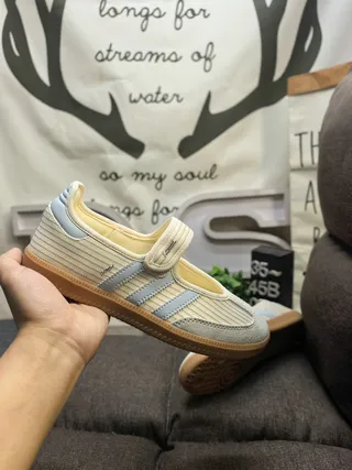 Adidas Samba Classic كريم وأزرق فاتح حذاء رياضي أسلوب حياة 7