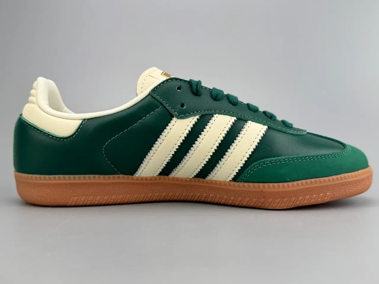 Adidas Samba Verde e Creme Lifestyle Sneakers 2