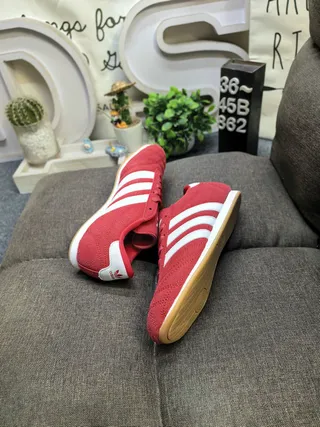 Adidas Samba মেটালিক রূপালী এবং ক্রিম ইনডোর ফুটবল জুতা 6