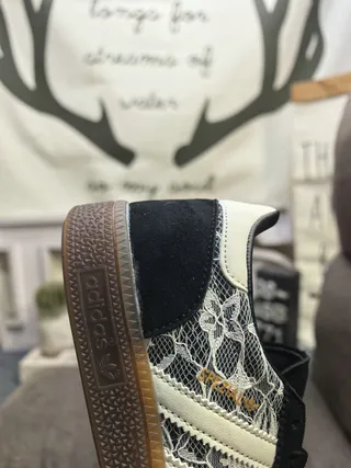 Adidas Samba OG काला क्रीम Lace-Overlay लाइफस्टाइल स्नीकर 3