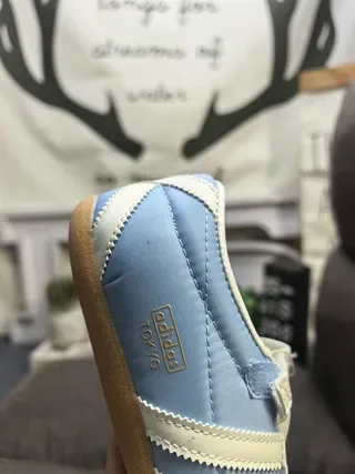 Adidas Samba OG Sneakers Lifestyle Bleu Clair et Blanc 3
