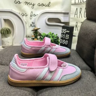 Adidas Samba وردي و رمادي أسلوب حياة حذاء رياضي
