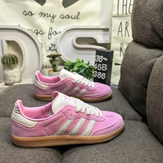 Adidas Samba حذاء رياضي نمط حياة من جلد وردي متشقق