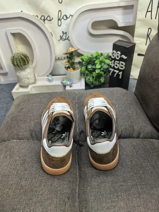 Adidas Spezial Zapatillas Lifestyle de Ante Marrón con Rayas Blancas 8