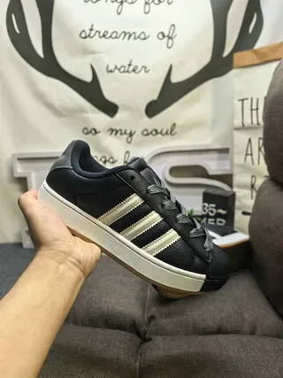 Adidas Superstar Tênis Lifestyle Pretos e Creme 5