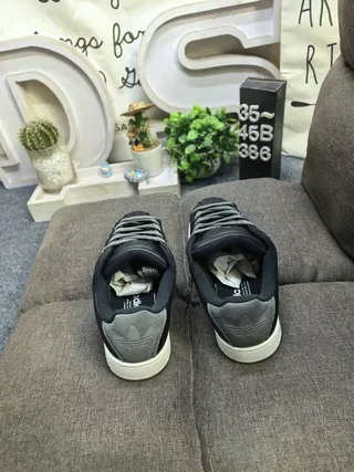 Adidas Superstar Tênis Lifestyle Pretos e Creme 8