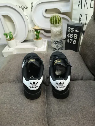 Adidas Superstar Zapatillas Lifestyle Negro y Blanco 8