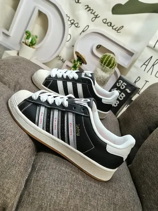 Adidas Superstar কালো ও সাদা লাইফস্টাইল স্নিকার 7