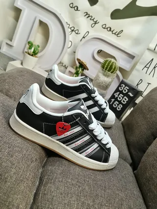 Adidas Superstar কালো ও সাদা লাইফস্টাইল স্নিকার 9