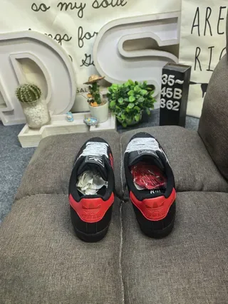 Adidas Superstar Negro Rojo Estrella con Motas Zapatillas Lifestyle 8