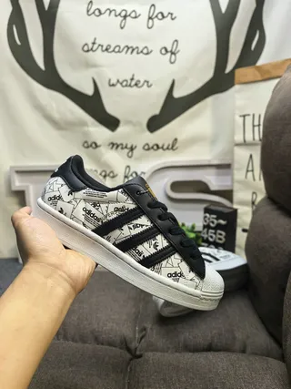 Adidas Superstar Tige Imprimée Baskets Lifestyle 6