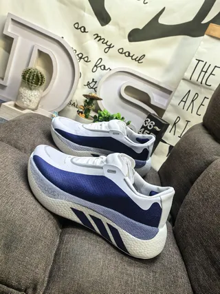 Adidas Ultraboost أبيض بحري بدون لاس إغلاق شرائطي علوة شبكية محبوكة حذاء رياضي لايف ستايل 7