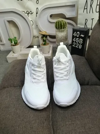 Adidas White and Black Running Shoes 10