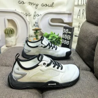 Adidas أبيض أسود شبكة علوية تغليفات اصطناعية أحذية رياضية لأسلوب الحياة