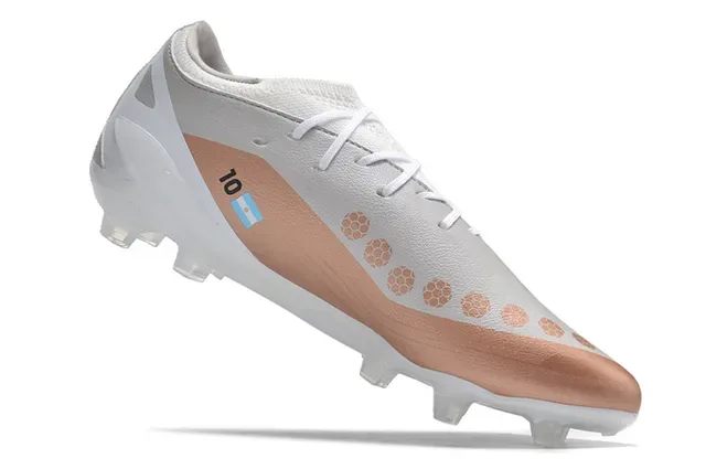 Adidas X 白金 低帮 合成革鞋面 金属玫瑰装饰面板 钉地足球鞋 2