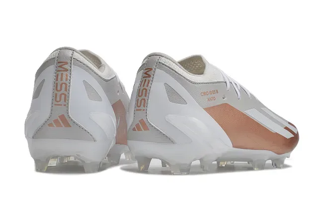 Adidas X 白金 低帮 合成革鞋面 金属玫瑰装饰面板 钉地足球鞋 5