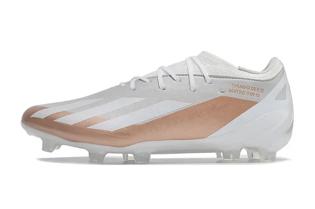 Adidas X 白金 低帮 合成革鞋面 金属玫瑰装饰面板 钉地足球鞋 7