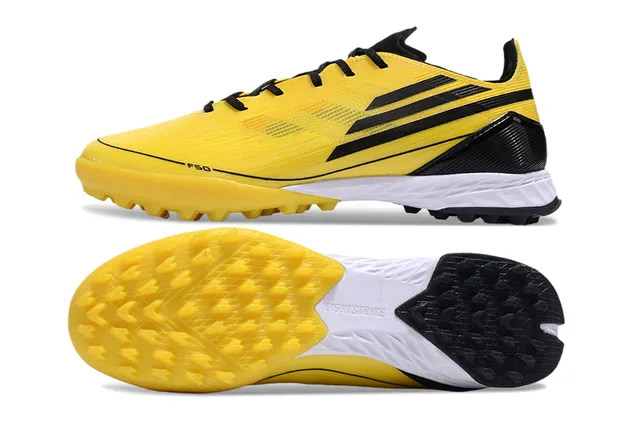 Adidas हलুদ কালো লো-কাট সিন্থেটিক আপার টেক্সচার্ড রিবড নিট টার্ফ ফুটবল জুতা 6