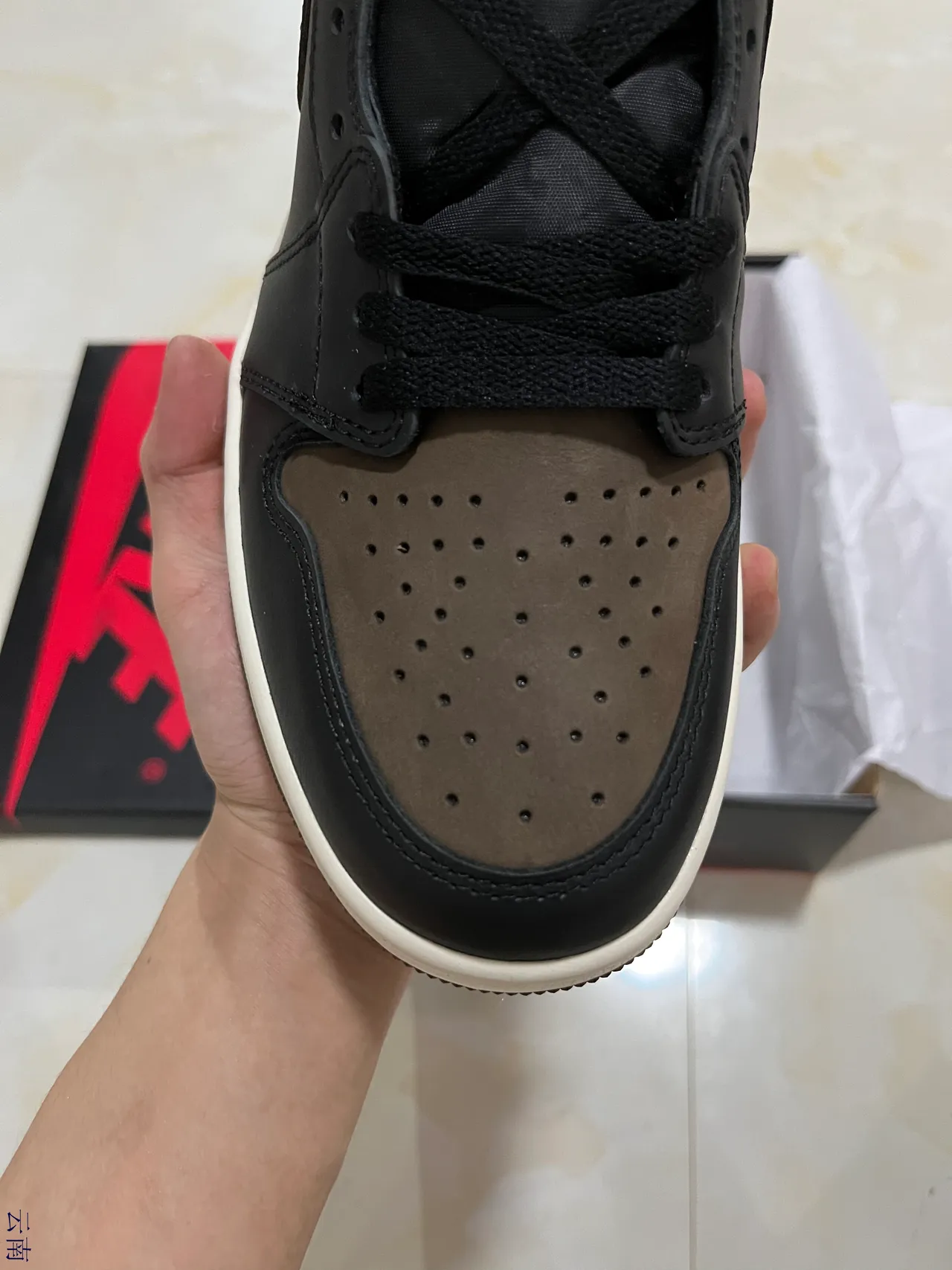 Zapatillas de baloncesto Air Jordan 1 High negro marrón blanco roto 3