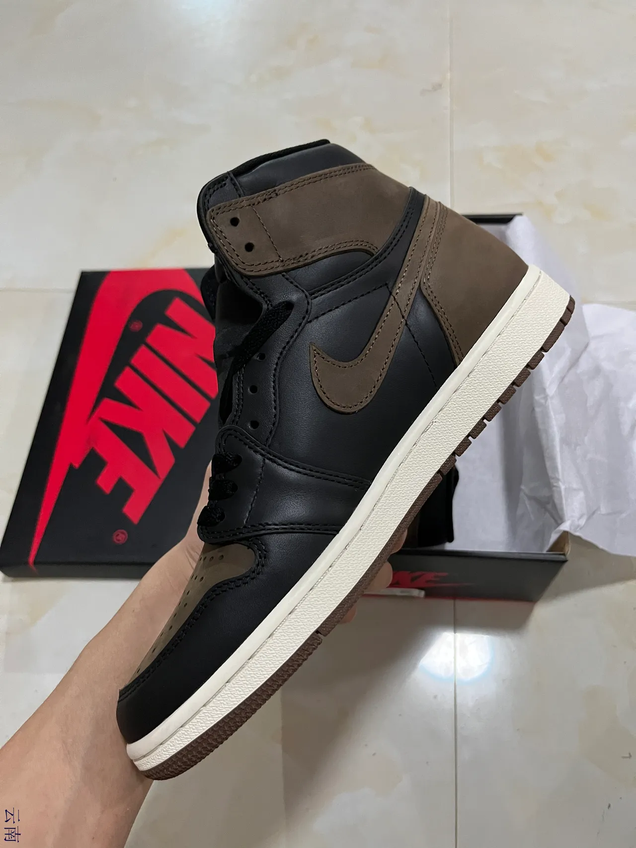 Zapatillas de baloncesto Air Jordan 1 High negro marrón blanco roto 4
